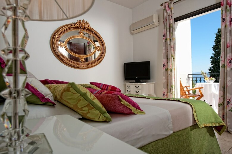 Creta Blue Boutique Hotel