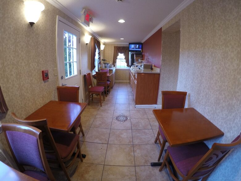 Hotel Rodeway Inn