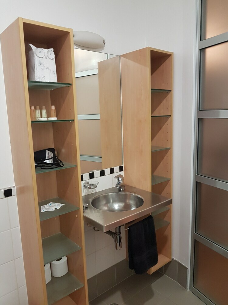 Princes Wharf Boutique Apartment
