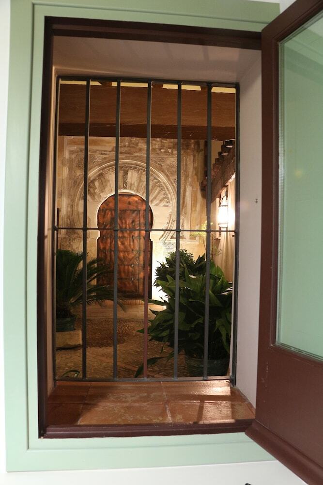 Apartamentos Home Life El Temple