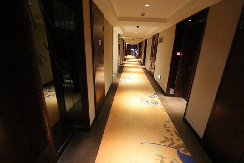 Leeden Jingxi Hotel