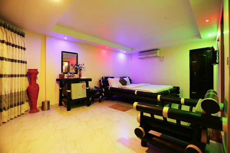 Hotel Divine Eco Resort
