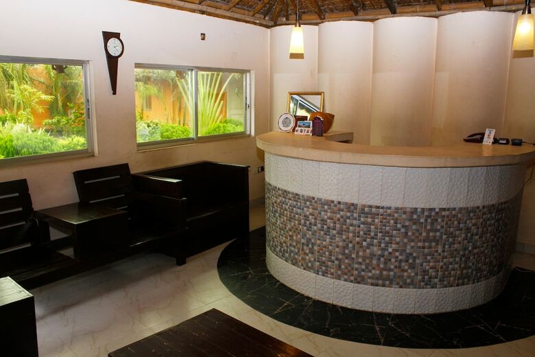 Hotel Divine Eco Resort