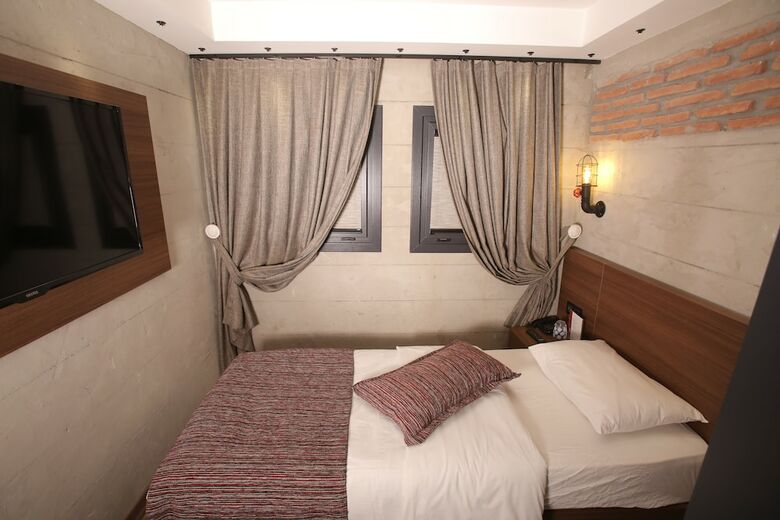 Elibol Hotel