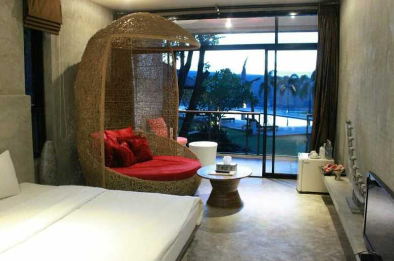 Hotel Suan Muang Porn