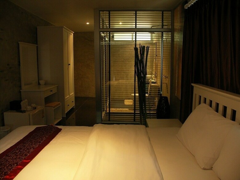 Hotel Suan Muang Porn