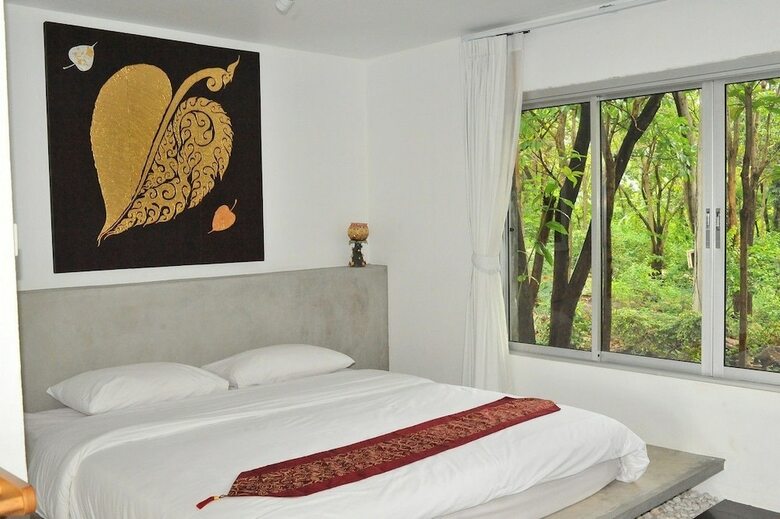 Hotel Suan Muang Porn