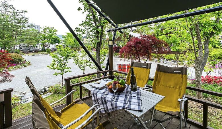 Caravan Bay Camping - Caravan Park