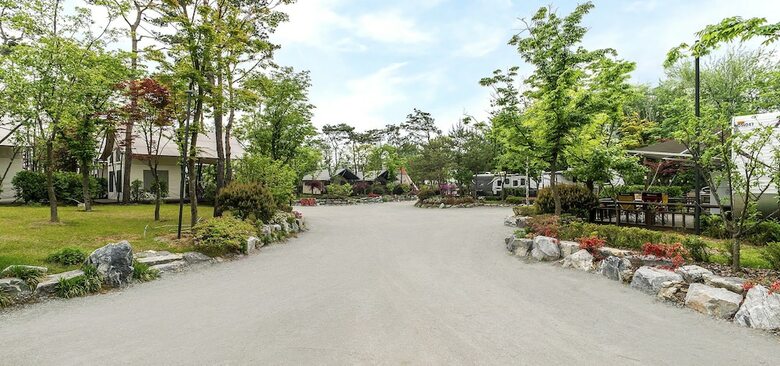 Caravan Bay Camping - Caravan Park