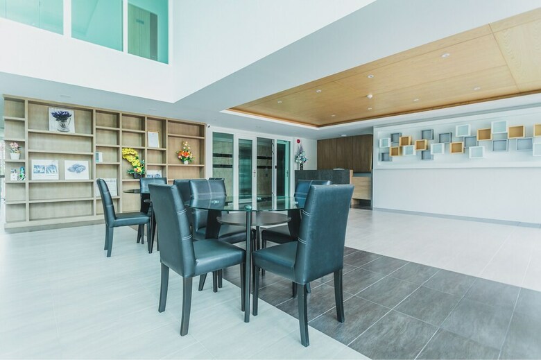 Condo In Kata In Ozone - Unit A205
