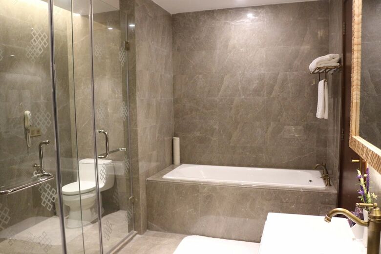 St.potala Hotel