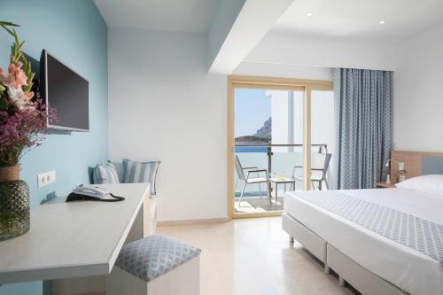 H Hotel Zephyros