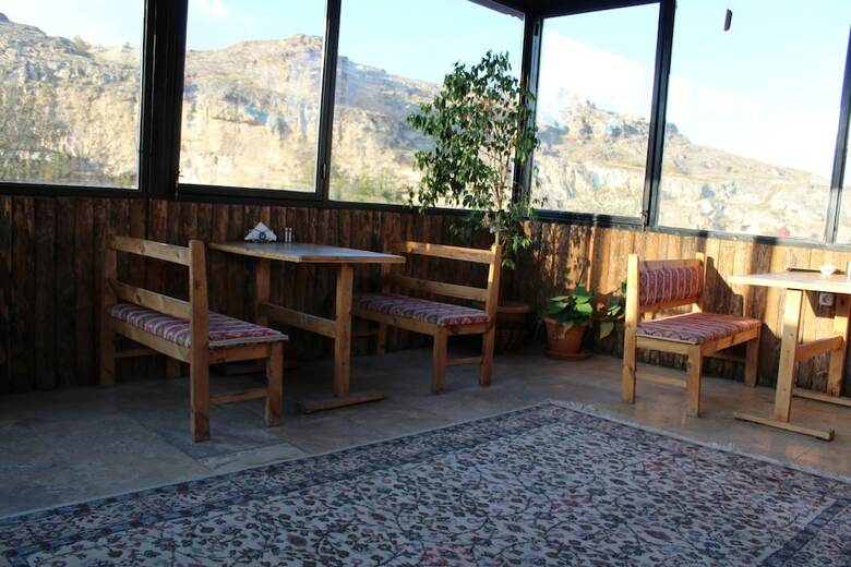 Sandik Cave Hotel