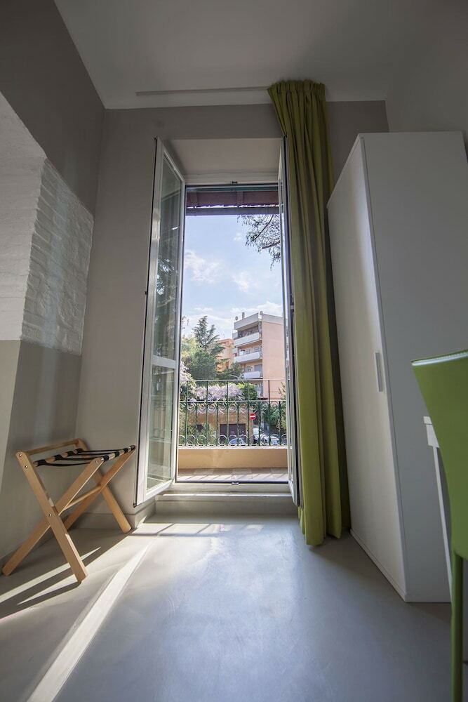Hostal Villa Aurora Residence - Hostel
