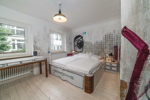 18arts Hotel