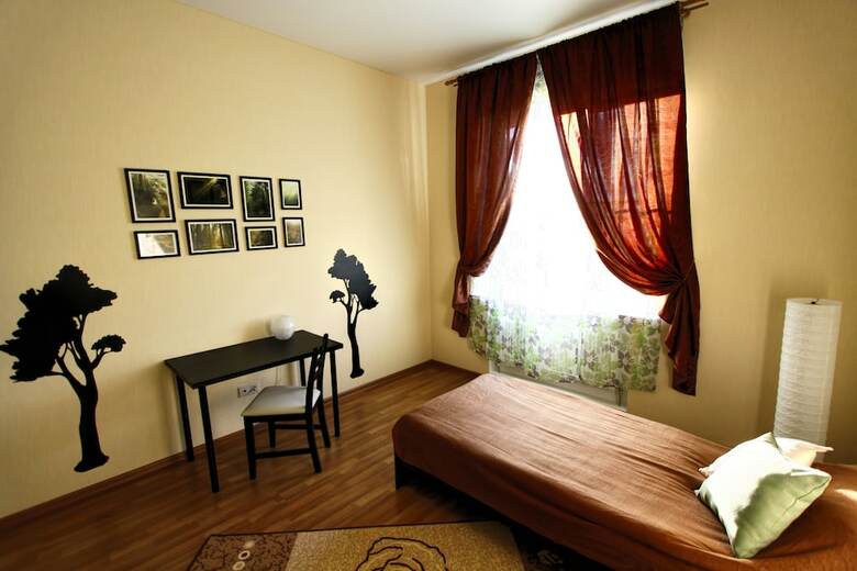 Smart People Eco Hotel