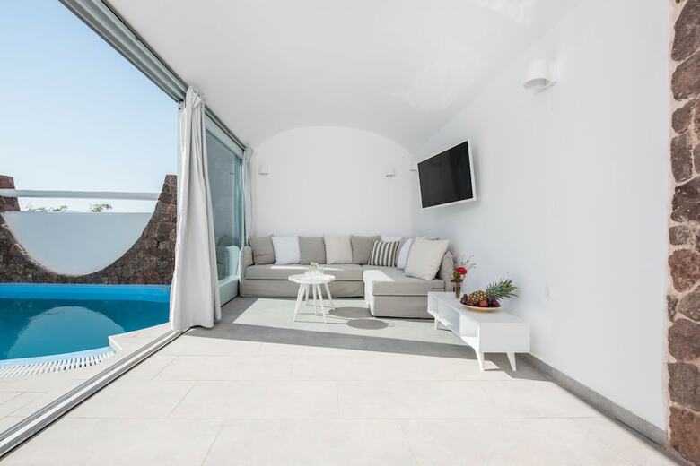 Villa Secret Earth Santorini