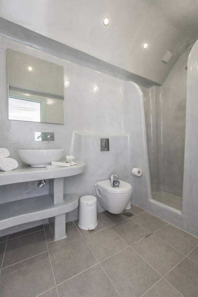 Villa Secret Earth Santorini