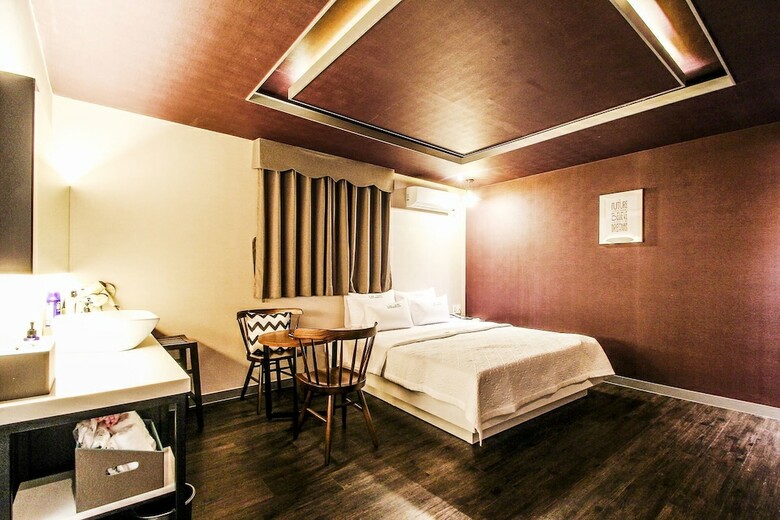 Le Idea Hotel