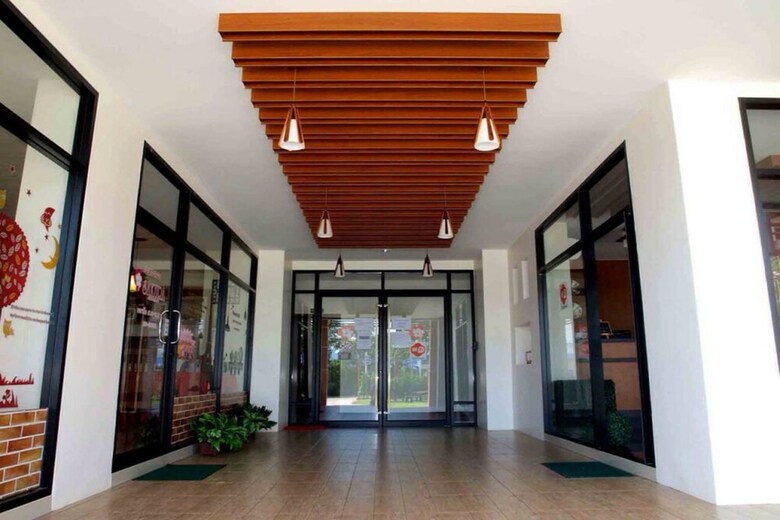 Sakura Boutique Hotel And Residence