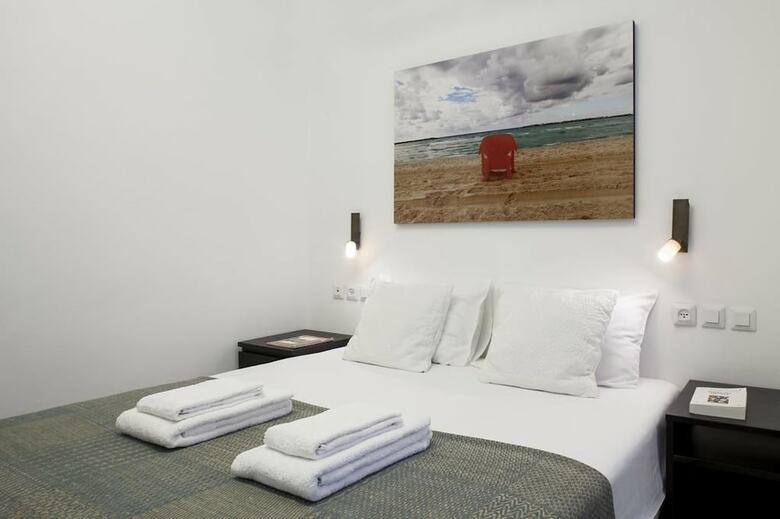 Apartamento Holyguest - Adam Hacohen
