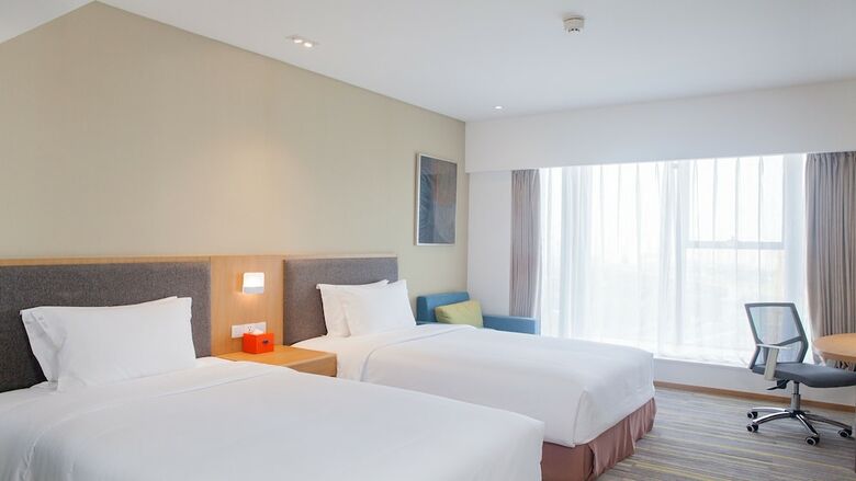 Hotel Holiday Inn Express Chengdu Airport Zone
