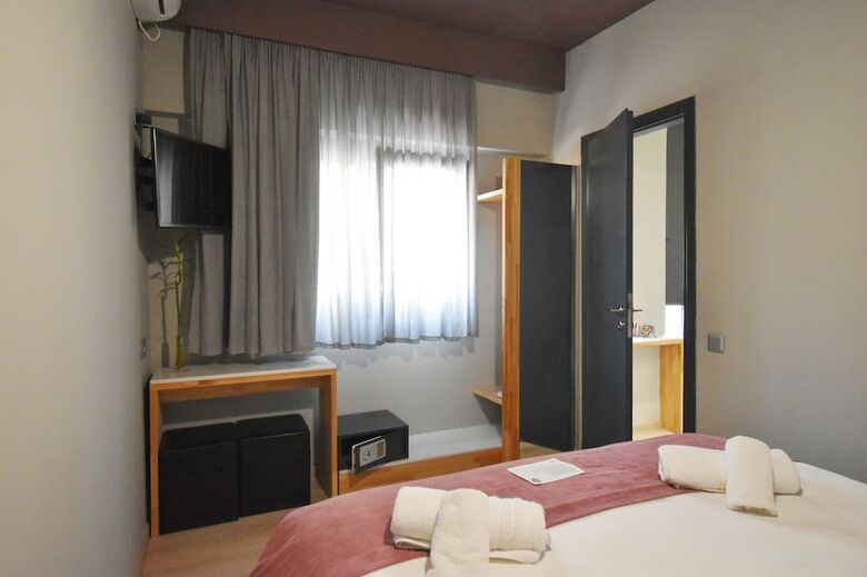 Hotel Be My Guest Athens