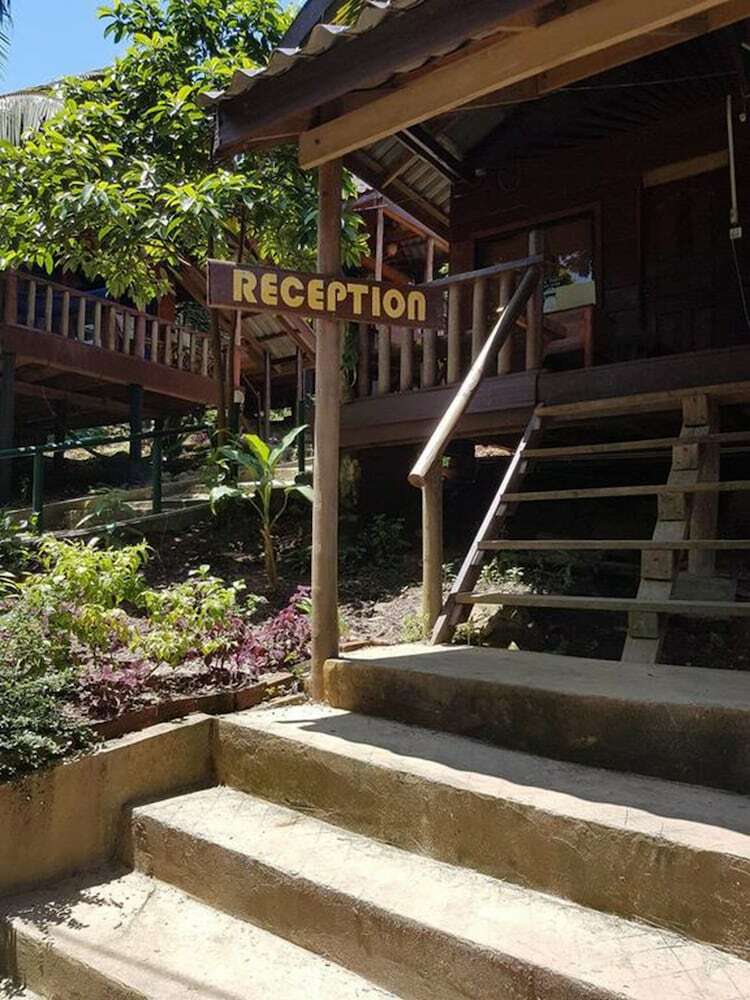 Hotel Happy Elephant Bungalows