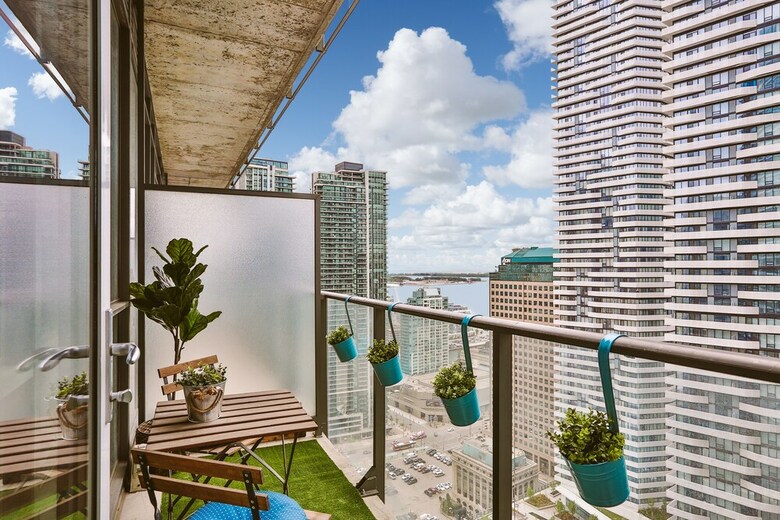Applewood Suites - Financial District