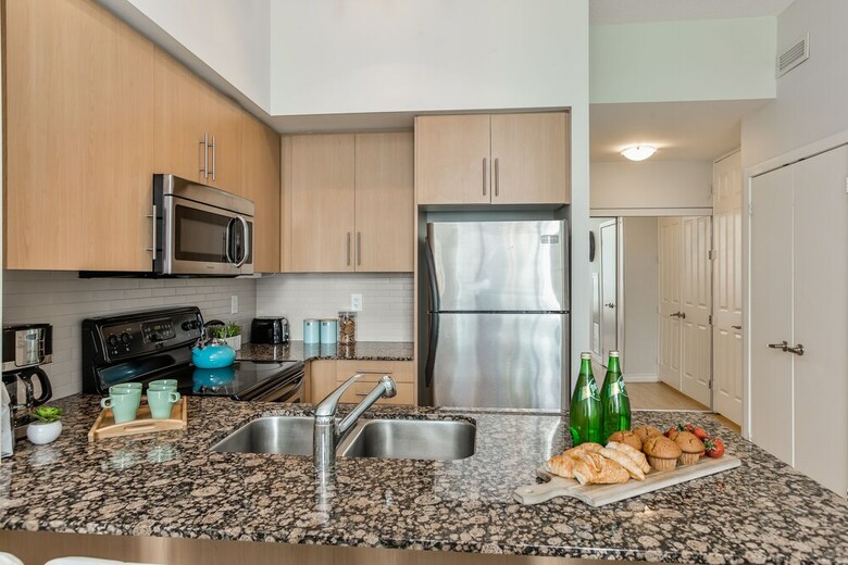 Applewood Suites - Financial District