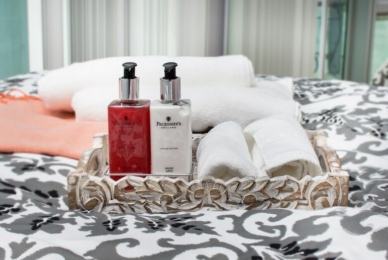 Applewood Suites - Financial District