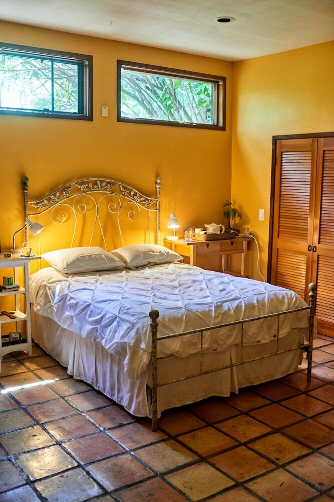 Bed & Breakfast The Bel Air Treehouse