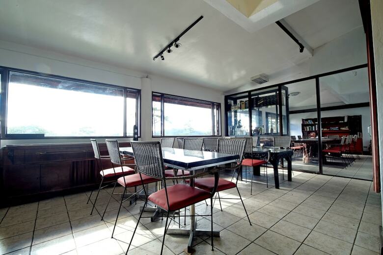 Hotel Zen Rooms Basic Iggy's Inn Baguio