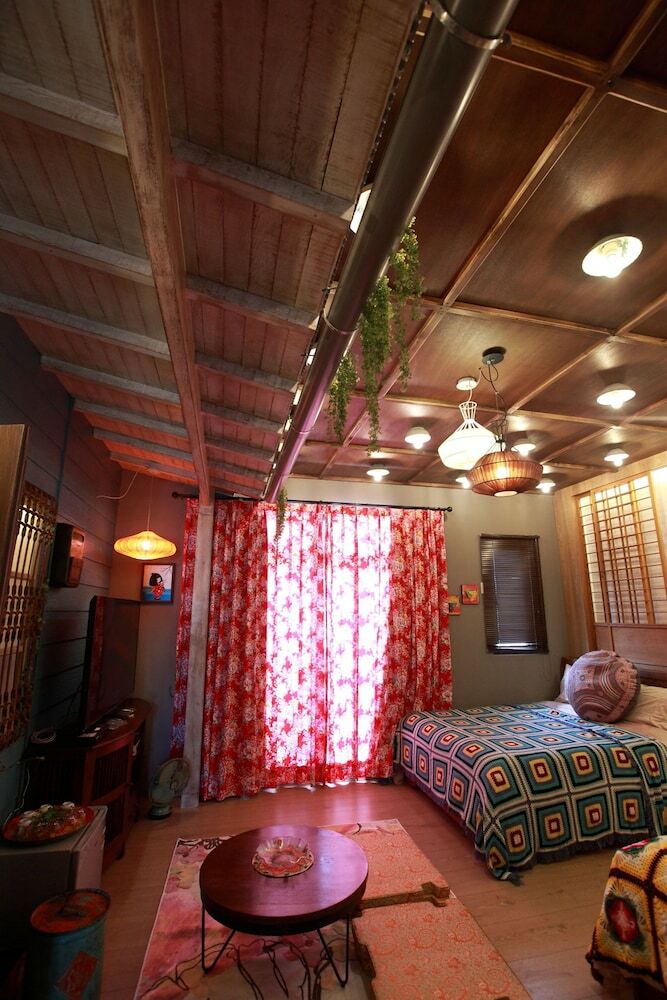 Bear Forest Retro B&B