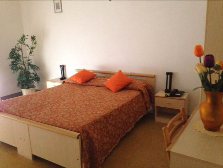 Hotel Trovatore