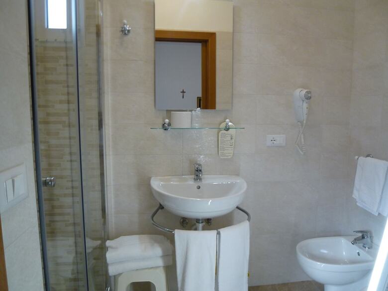Hotel Trovatore