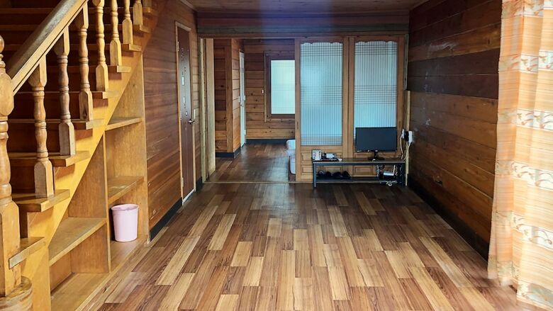 Songdangsongdang Pension And Resort