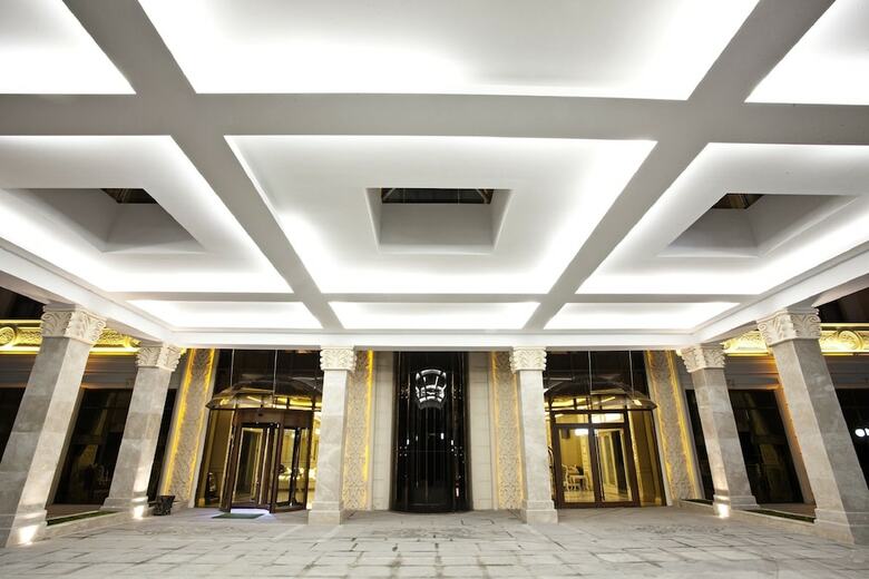 Ayan Palace Hotel