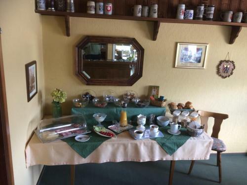 Hostal Pension Erna