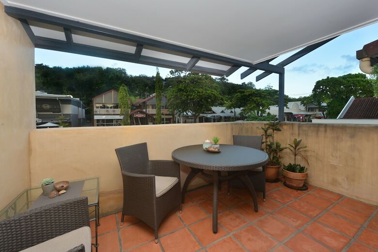 Seascape Apartments At Villa San Michele