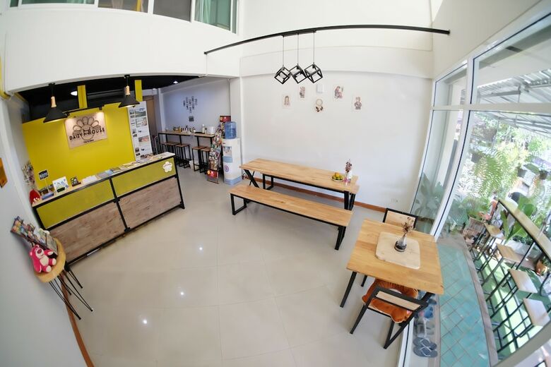 Hostal Daizy House