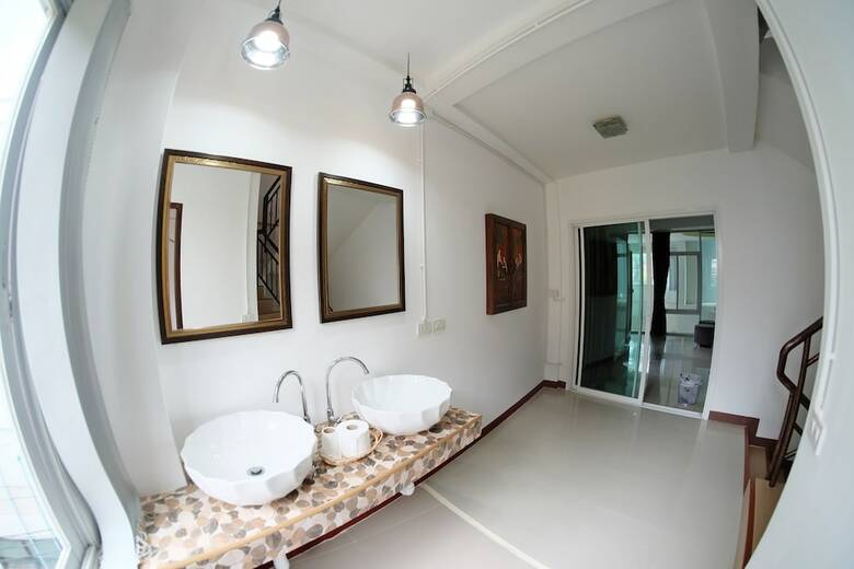 Hostal Daizy House