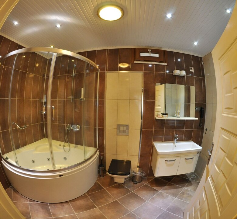 Assos Hunters Hotel