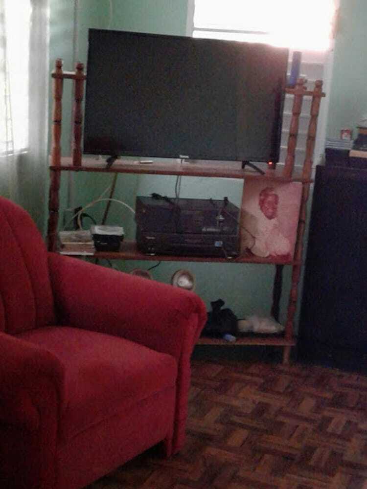 Maflo Arms Apartments
