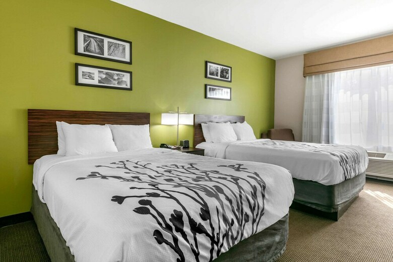 Hotel Sleep Inn & Suites