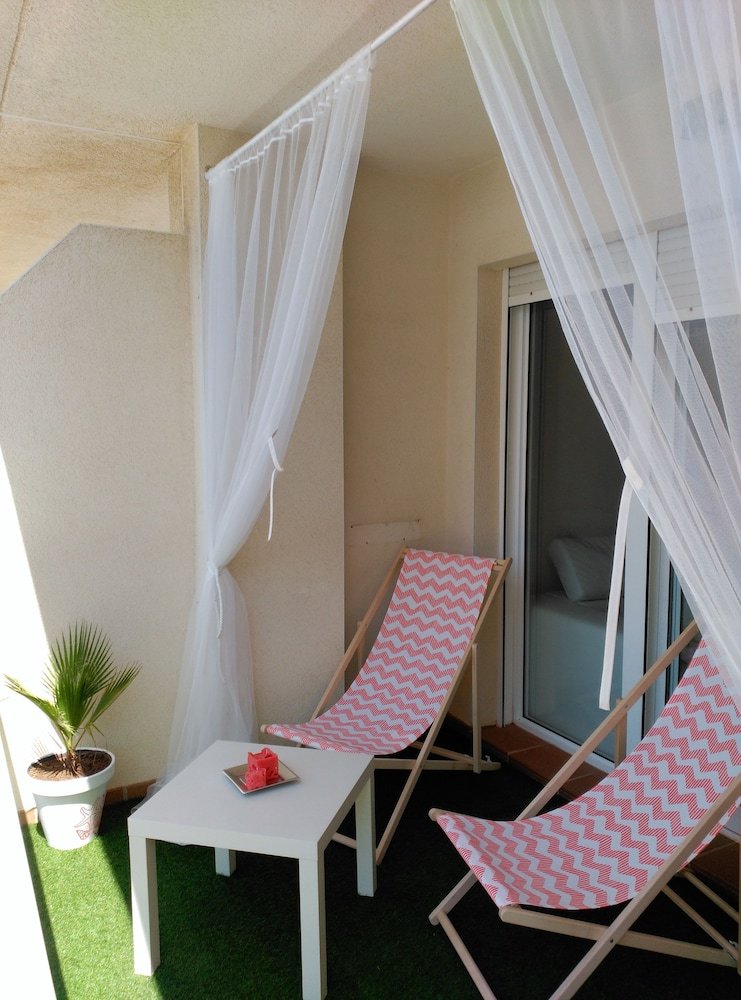 Apartamentos Sea And Light