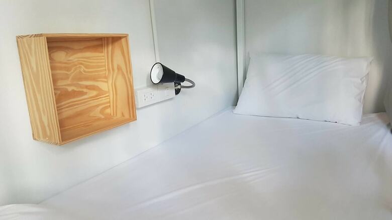 Hostal Liveitup Central By D Varee