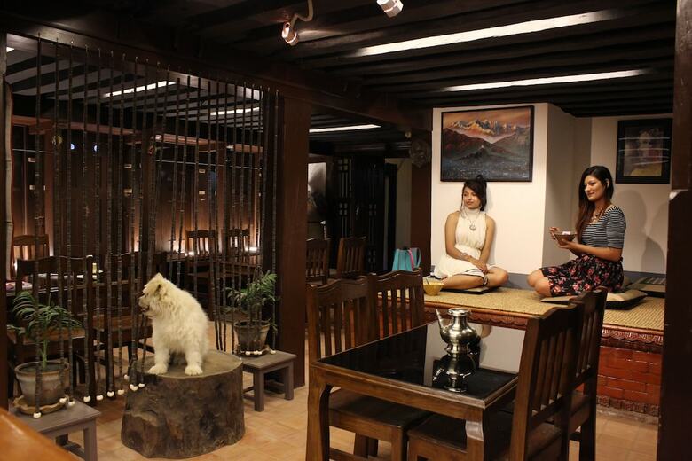Hotel Hiranya Guest House