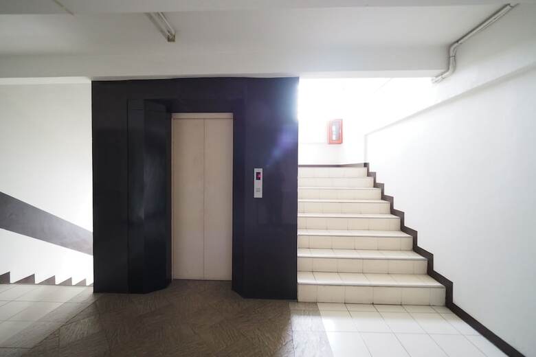 Hotel Living Naraa Place