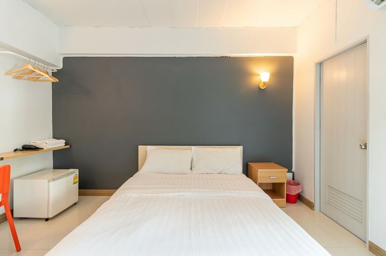 Hotel Living Naraa Place